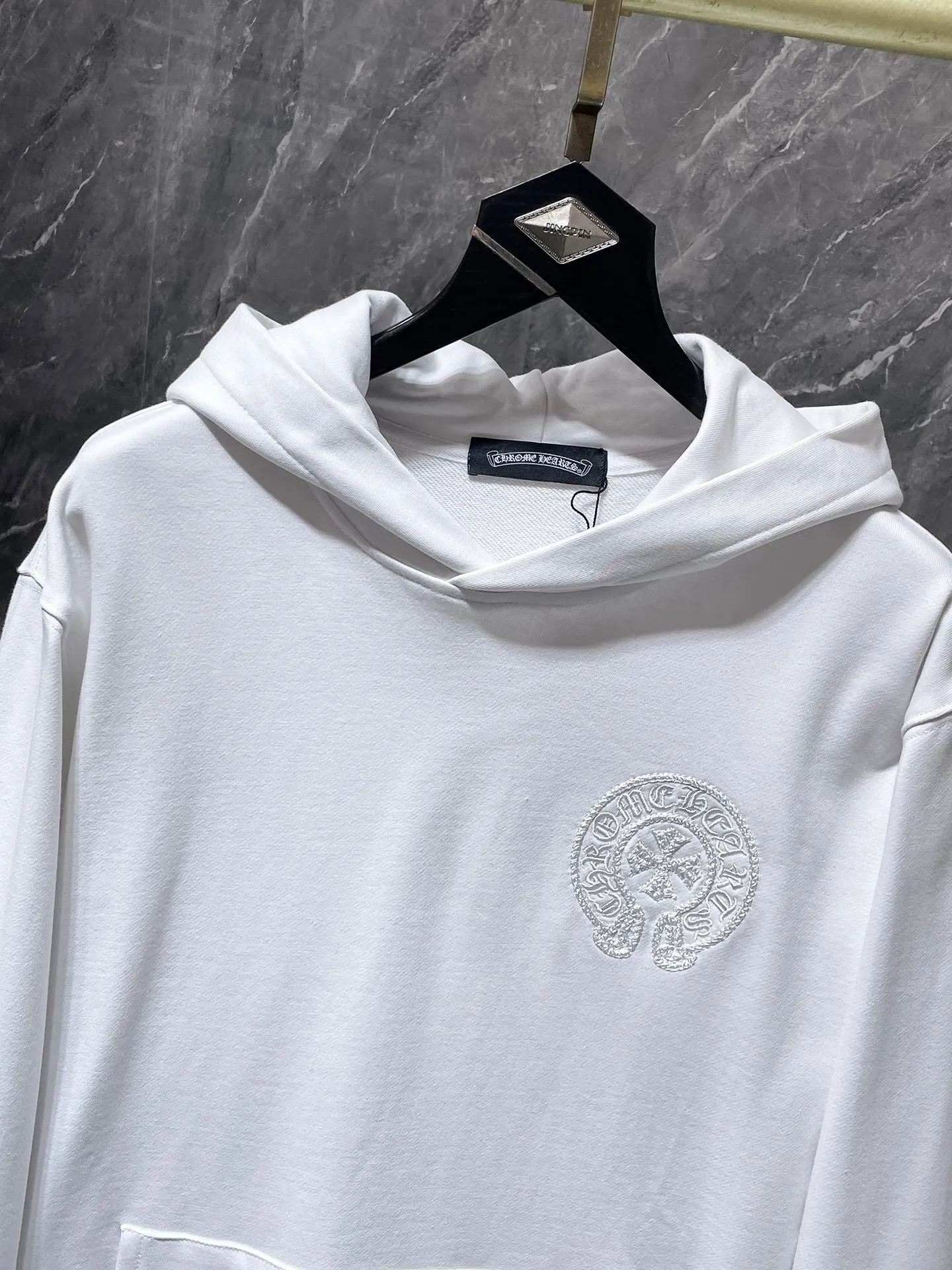 P270 Chrome Hearts Autumn and Winter 2025 Counter Synchronization Horseshoe Sanskrit Cross Hollow Embroidery Special Craftsmanship Hooded Sweatshirt Vacuum Embroidery Method! Heavy embroidery! ! ! Tens of thousands of needles! ! Improved customized version of 1:1 high-gram weight high-quality fabric Recommended color: white black code number: S, M, L, XL